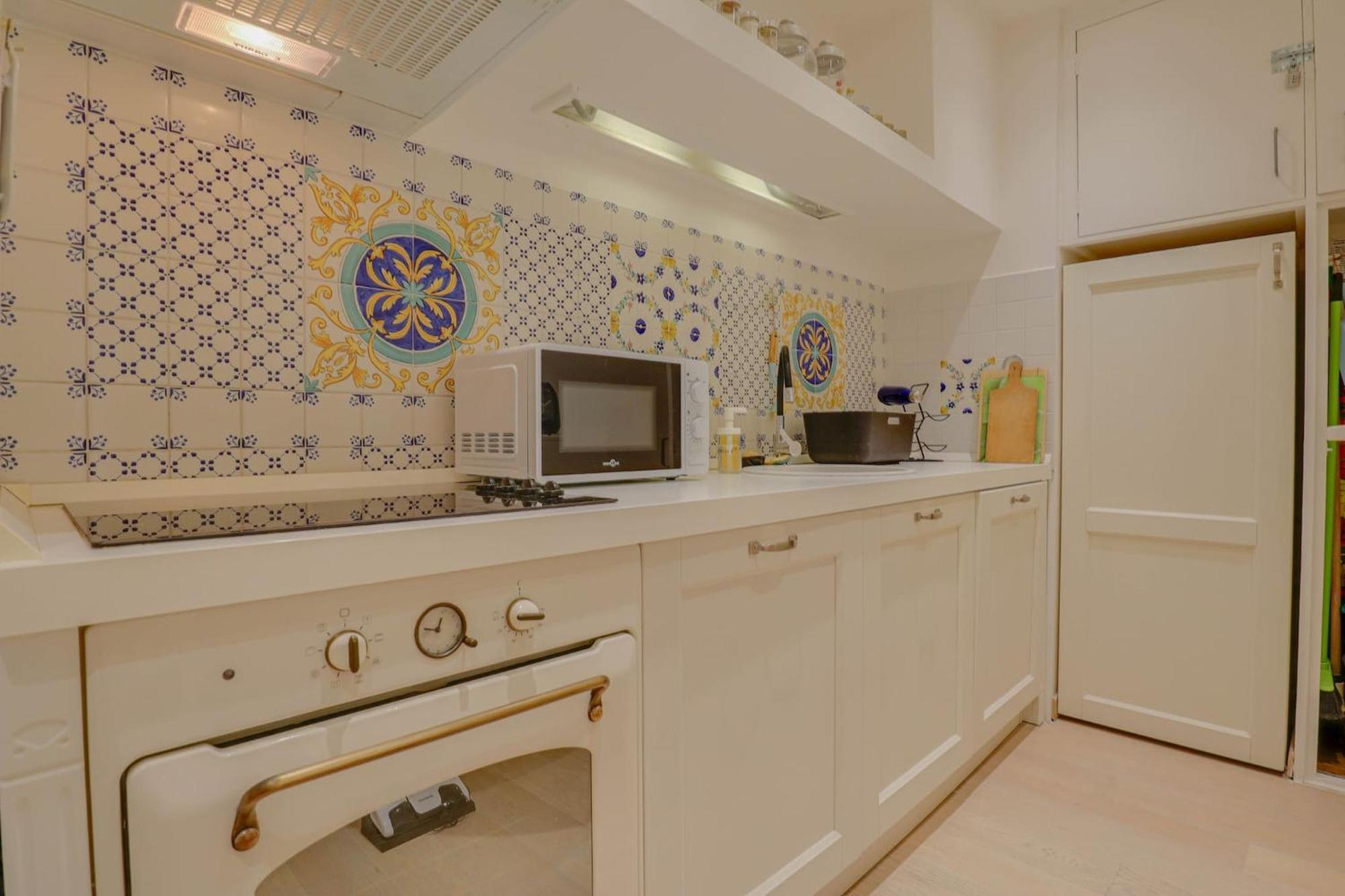 "Le Garavan Palace" Idyllique, Proche Gare Et Plage Ментона Екстериор снимка